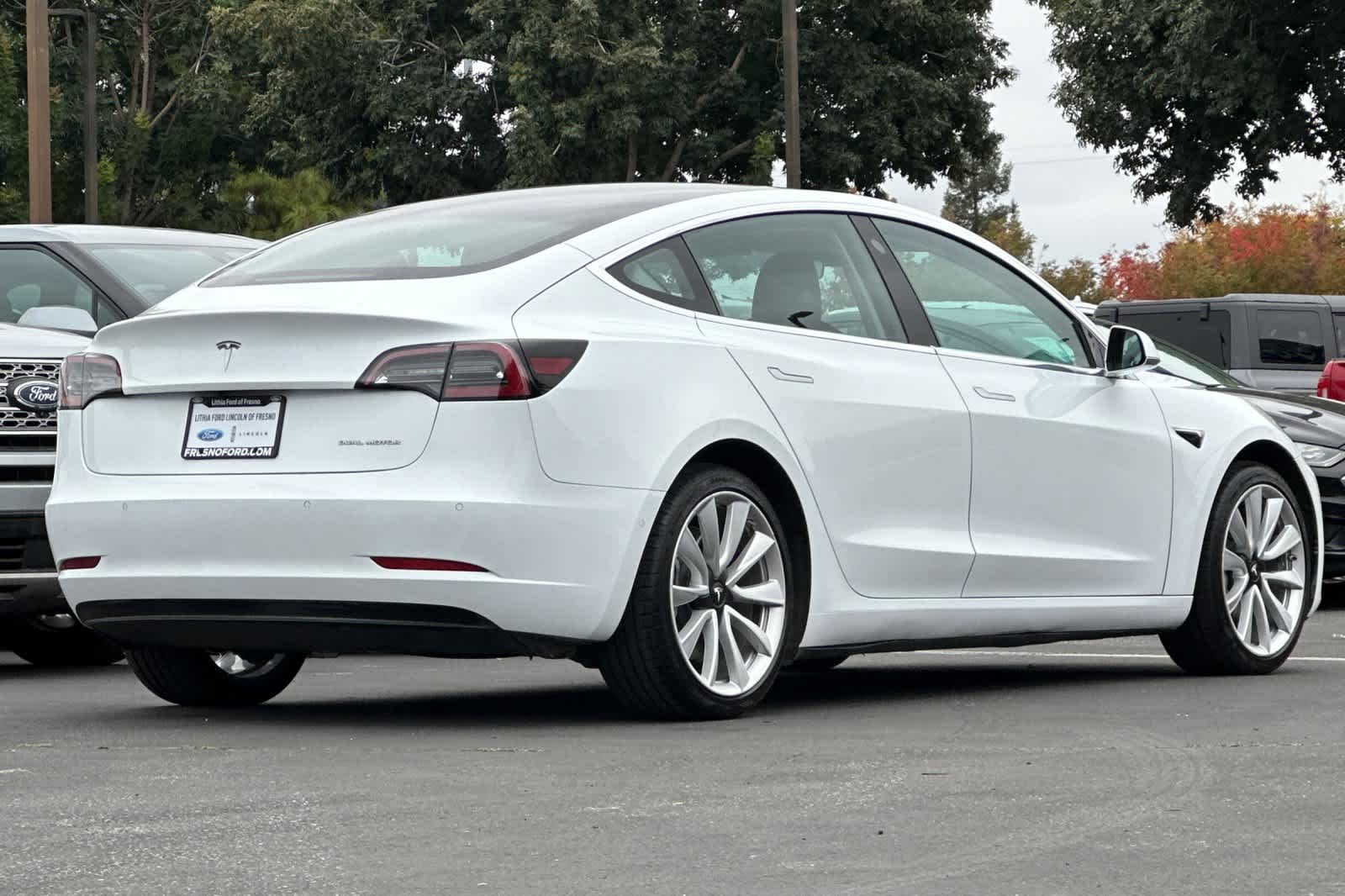 2018 Tesla Model 3 photo 2