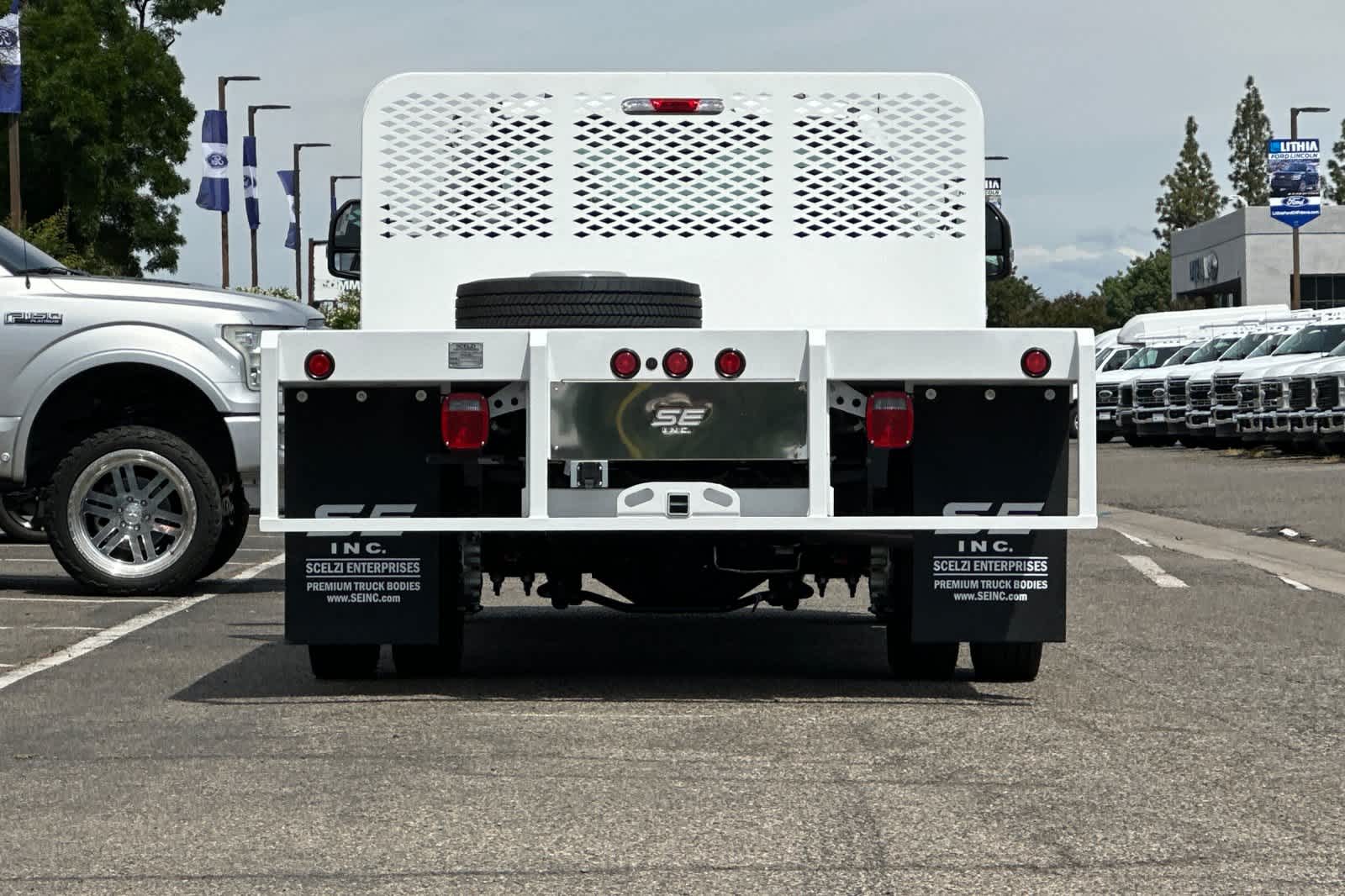 Thumbnail: 2026 Ford Econoline - 5