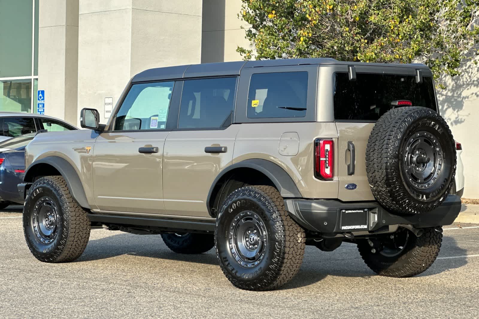 Thumbnail: 2025 Ford Bronco - 6