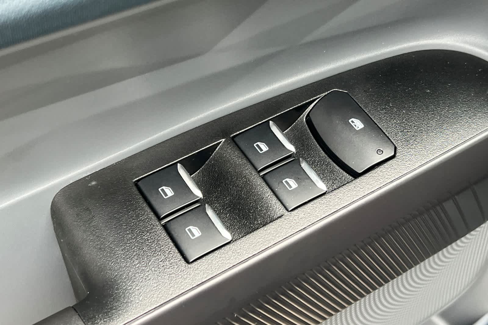 Thumbnail: 2025 Ford Maverick - 14