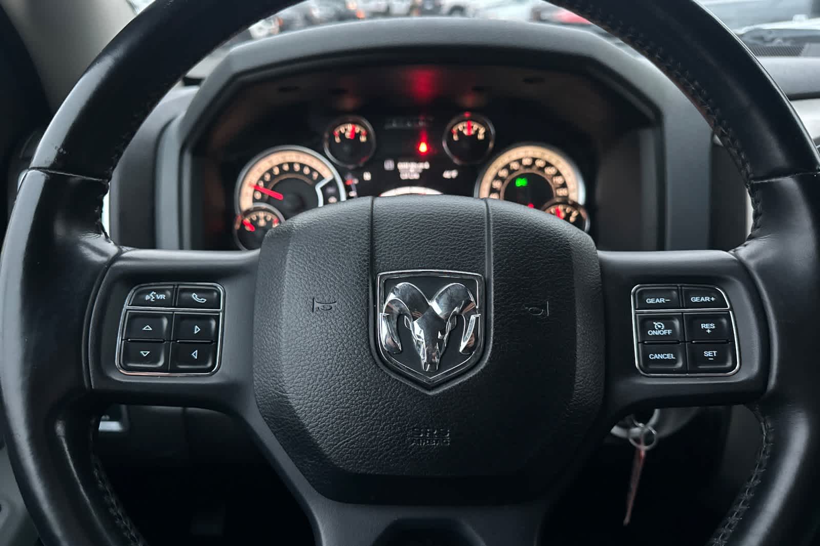 Thumbnail: 2019 RAM 1500 Classic - 21