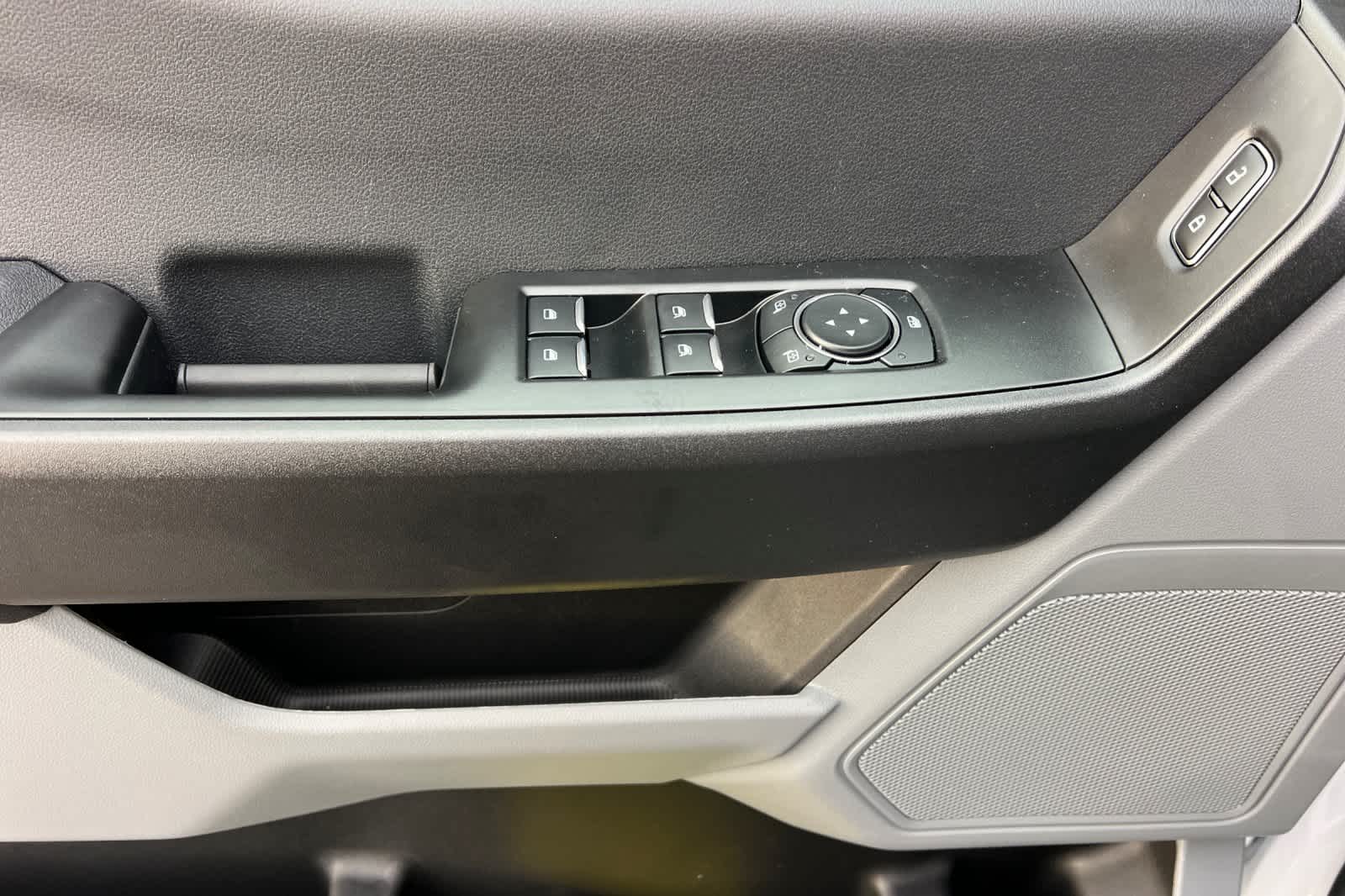 Thumbnail: 2026 Ford Econoline - 13