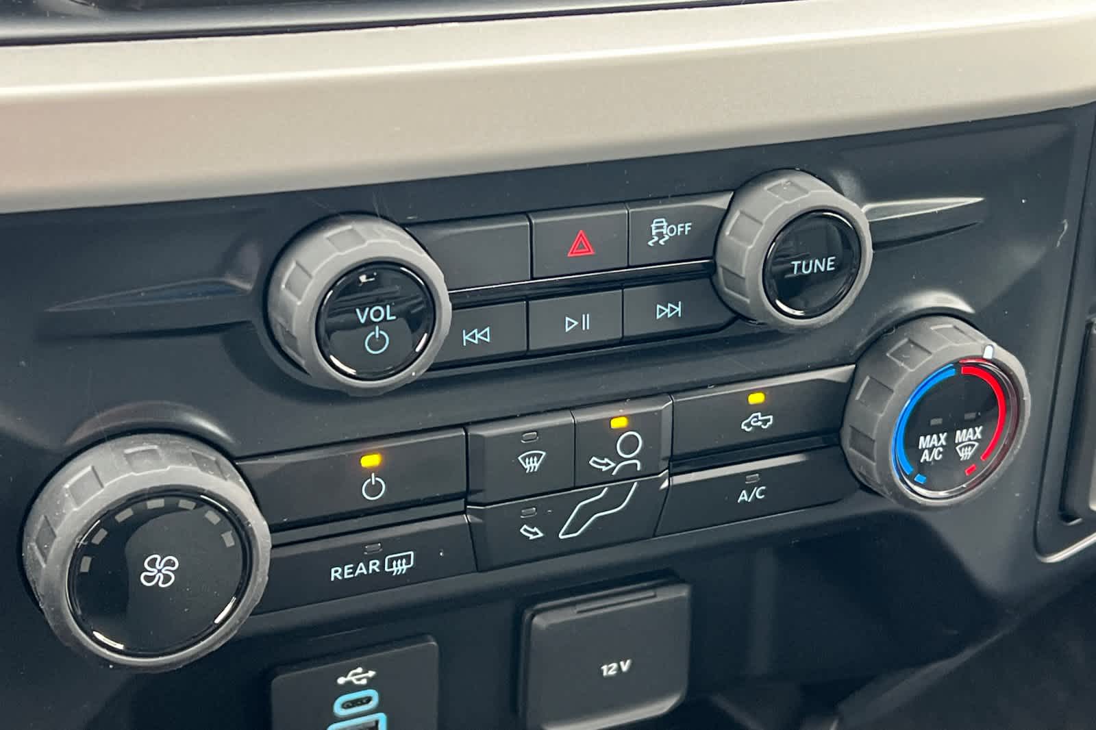 Thumbnail: 2026 Ford Econoline - 20