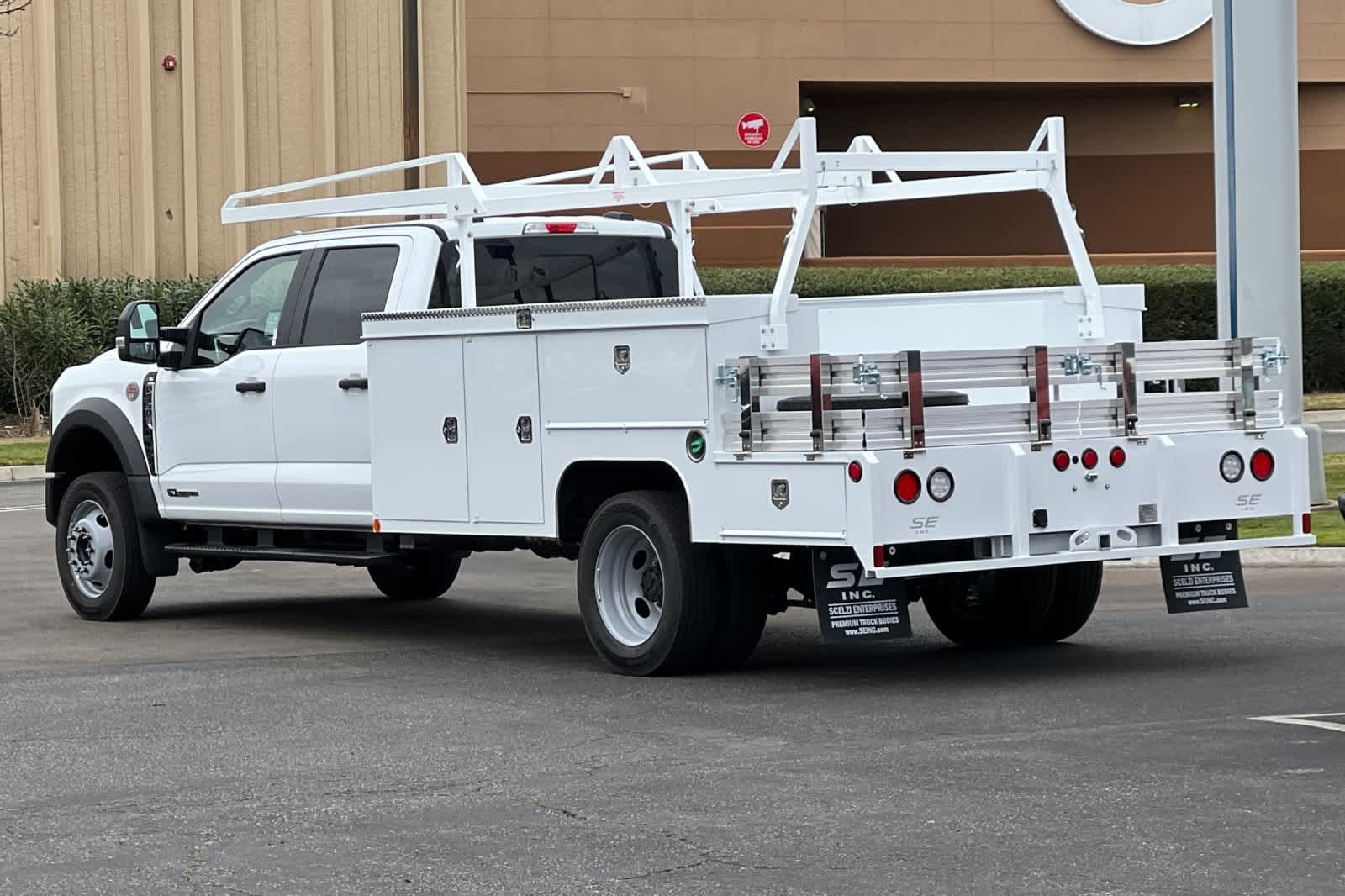 Thumbnail: 2024 Ford Econoline - 6