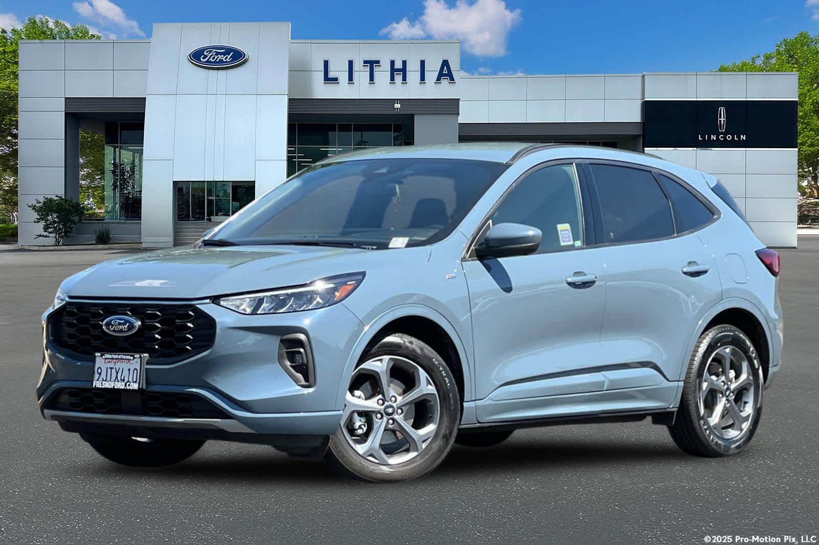 2023 Ford Escape ST-Line Select AWD Hybrid's photo