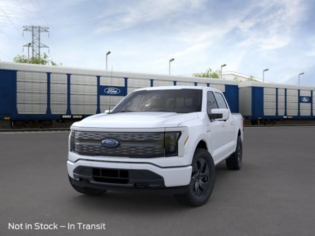 New 2023 Ford F-150 Lightning Lariat 4WD Supercrew 5.5 Box Crew Cab Pickup