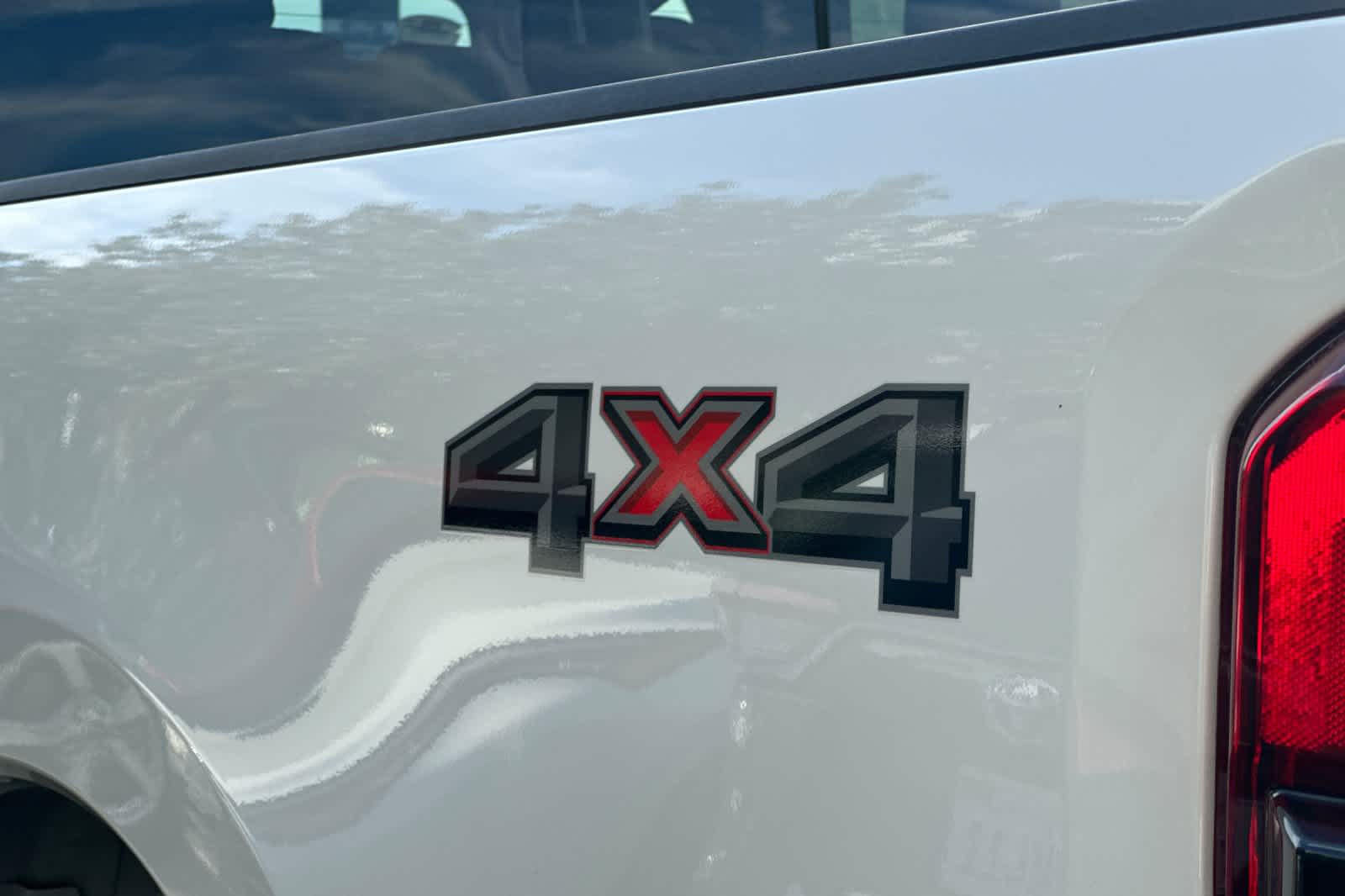 Thumbnail: 2026 Ford Econoline - 25