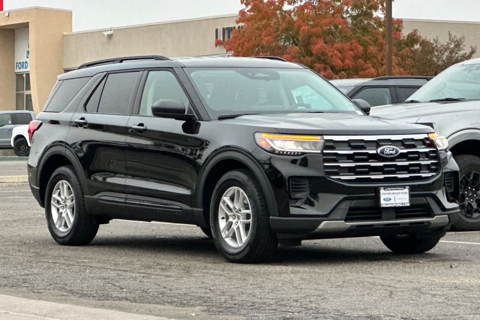 Thumbnail: 2026 Ford Explorer - 10