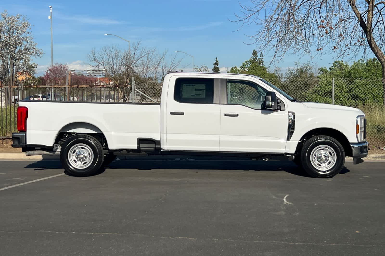 Thumbnail: 2026 Ford Econoline - 8