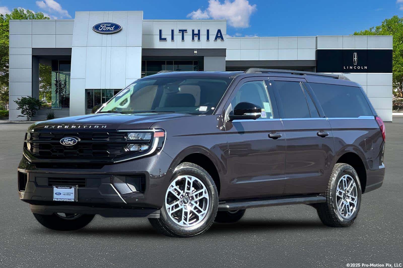 2026 Ford Expedition Active MAX 4x4's photo