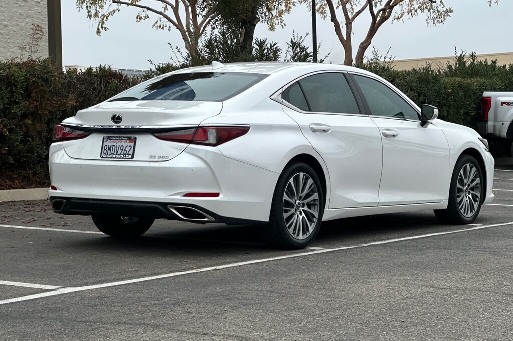 Used 2019 Lexus ES Sedan