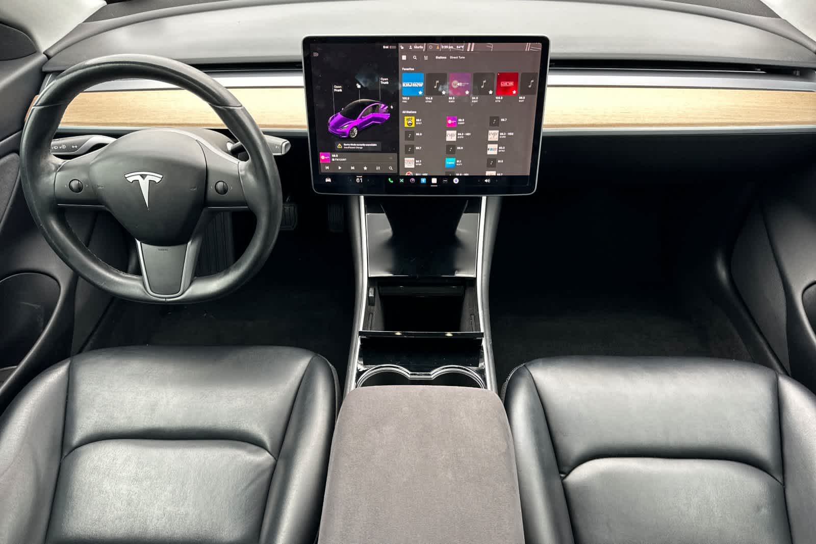 2018 Tesla Model 3 photo 3