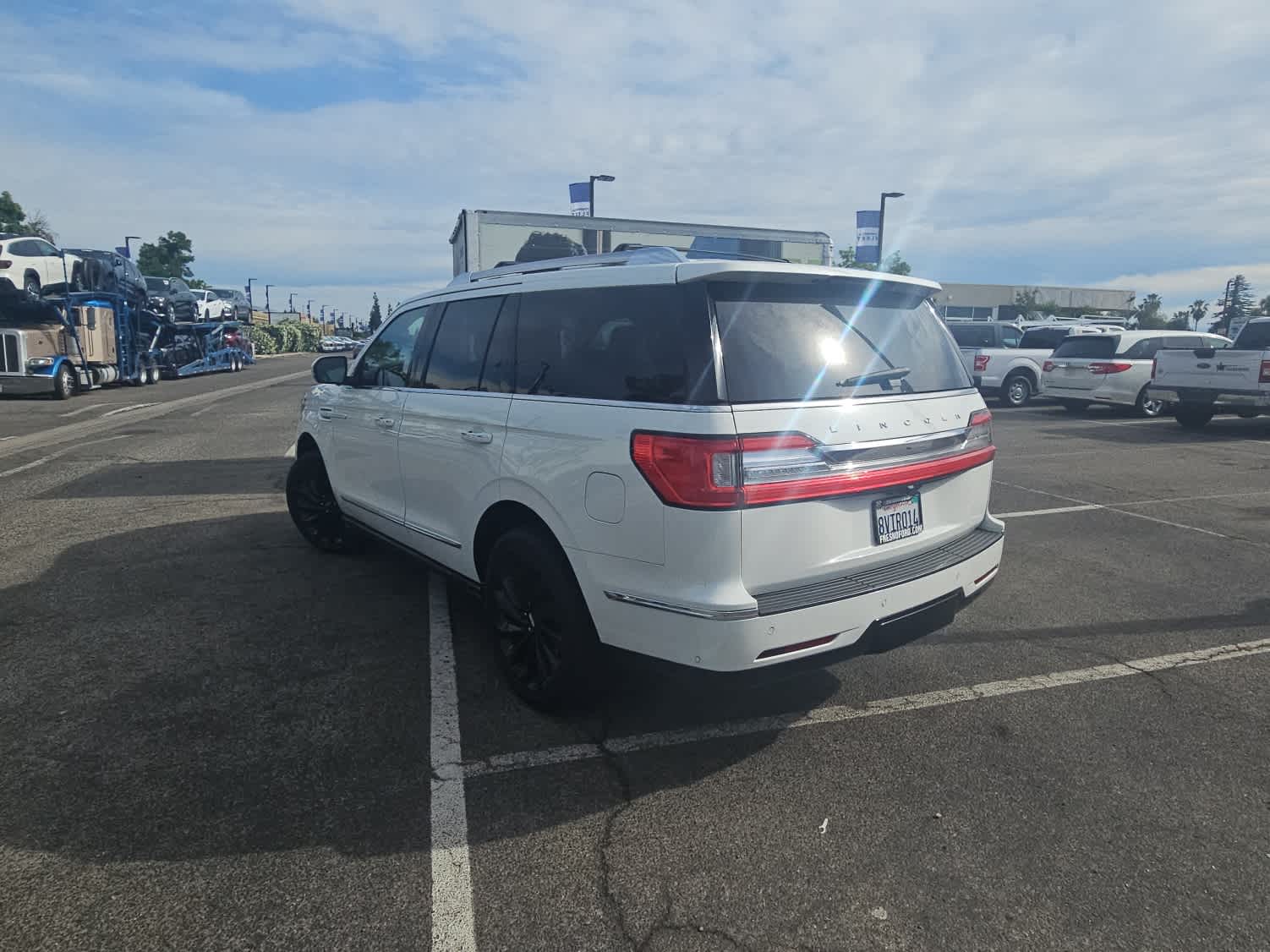 Thumbnail: 2020 Lincoln Navigator - 6