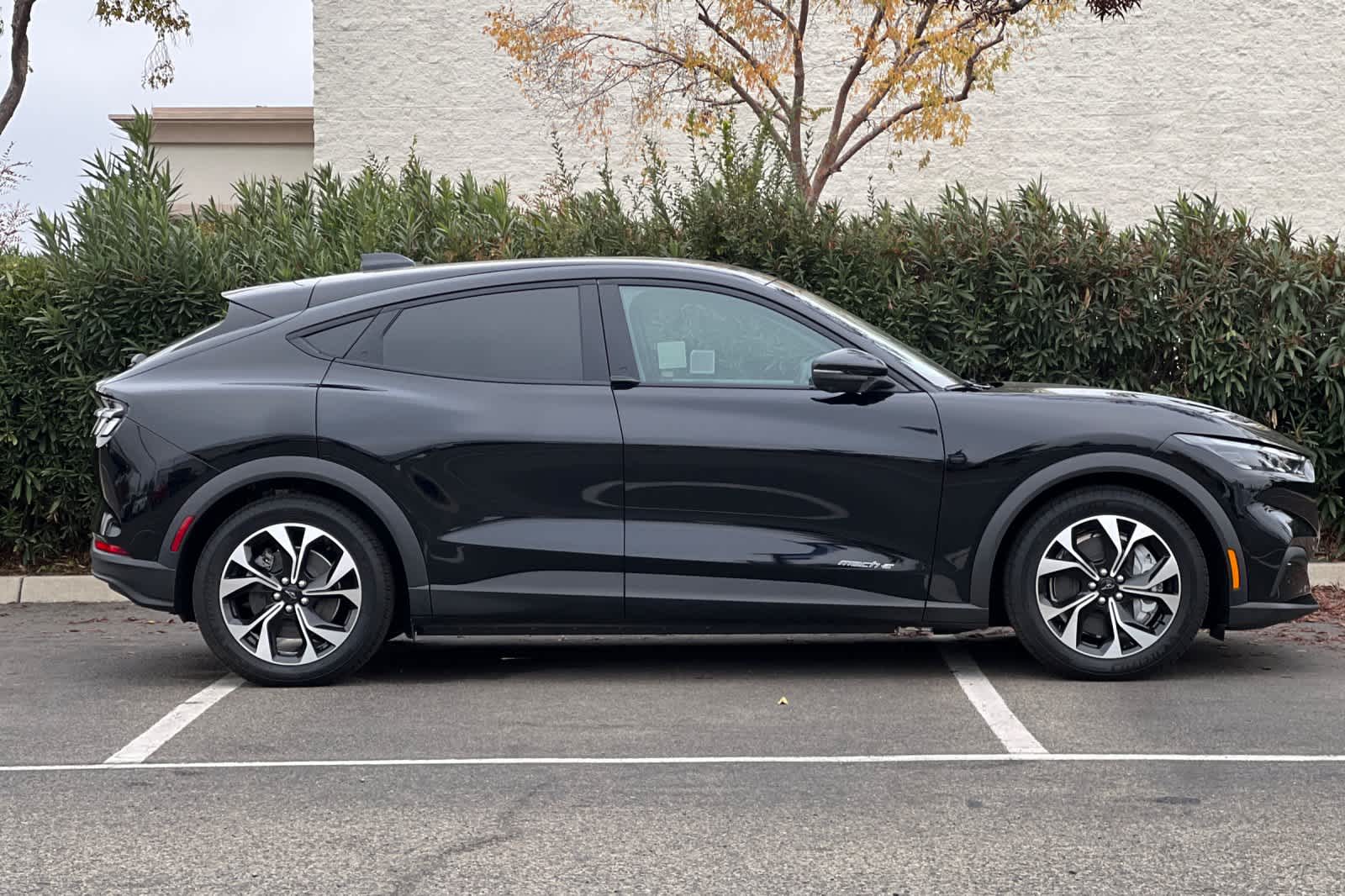 Thumbnail: 2025 Ford Mustang Mach-E - 8