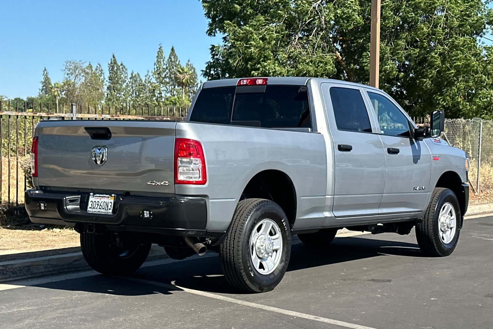 2022 Ram 2500 Tradesman photo 2