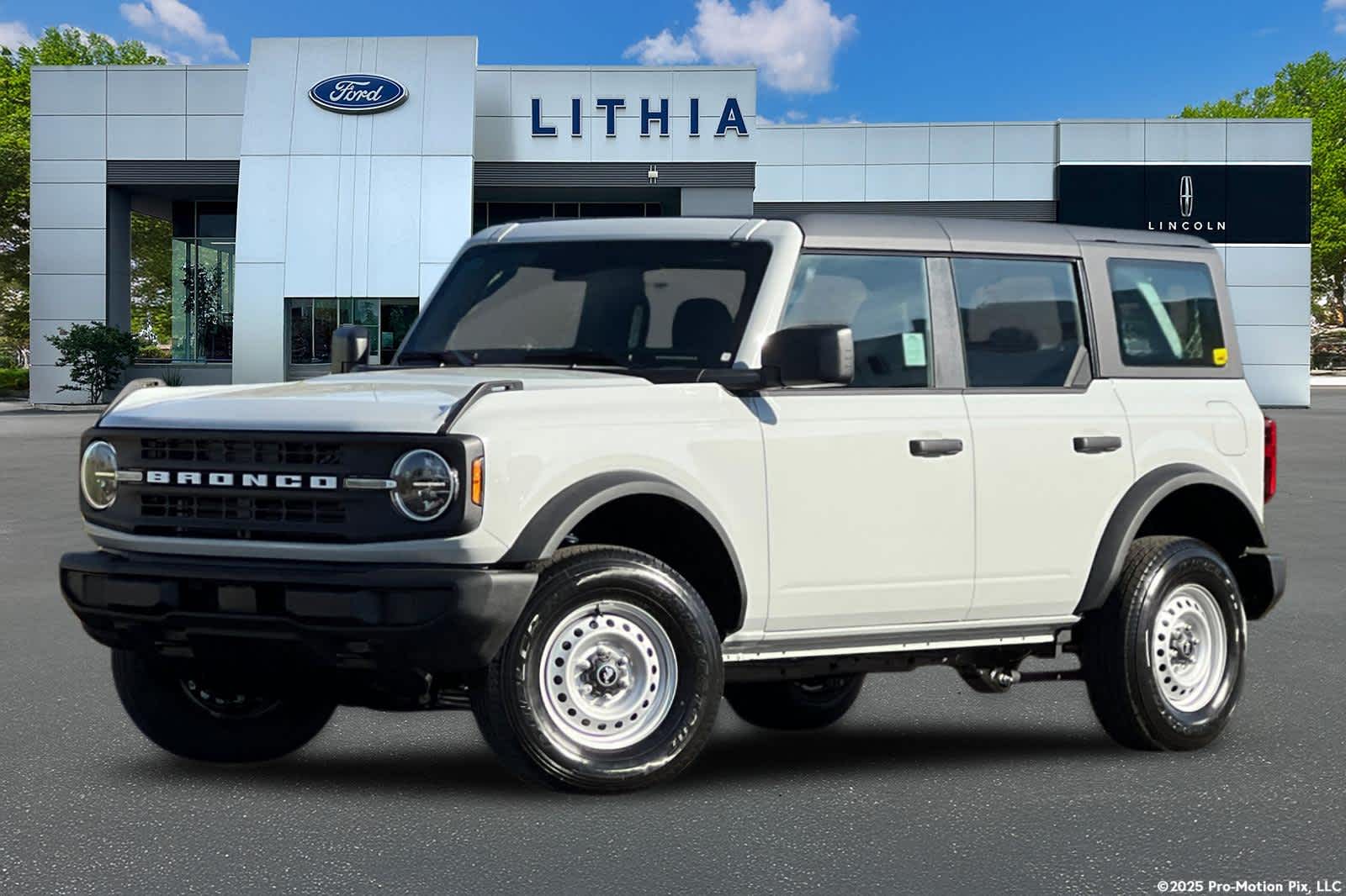 Thumbnail: 2026 Ford Bronco - 1