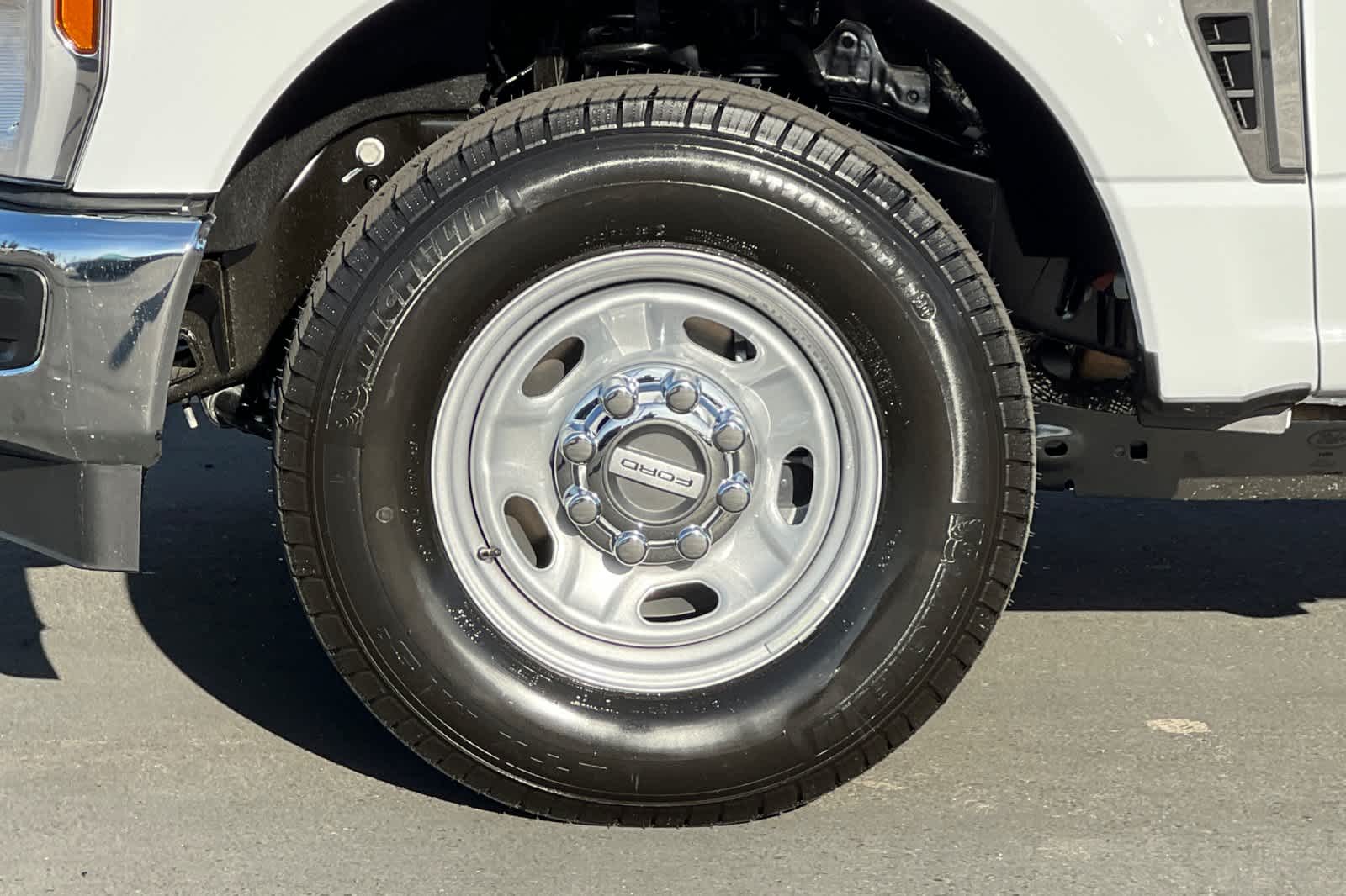 Thumbnail: 2026 Ford Econoline - 24