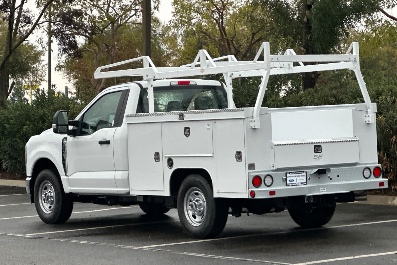 Thumbnail: 2026 Ford Econoline - 4