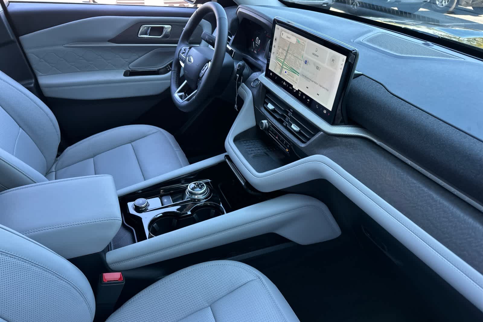 Thumbnail: 2025 Ford Explorer - 18