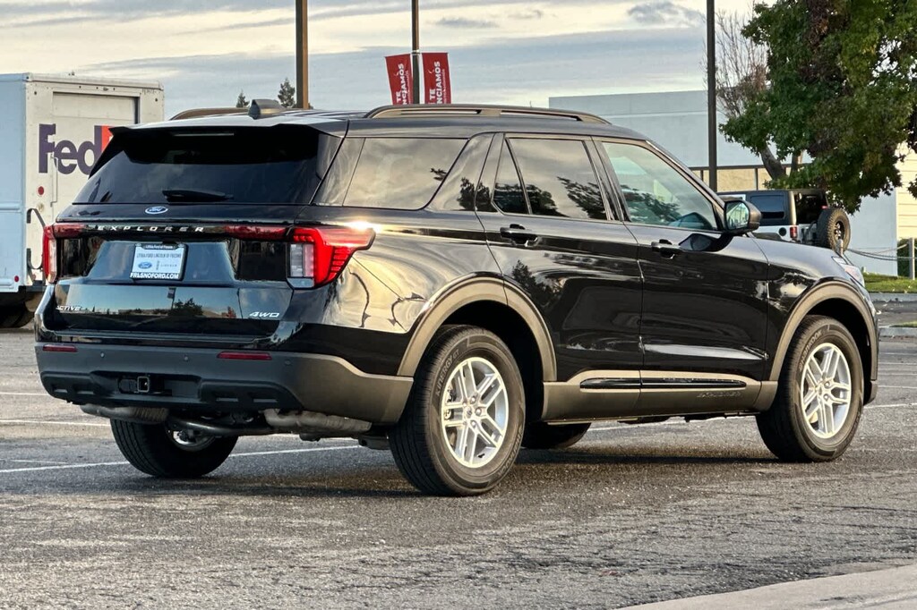 New 2026 Ford Explorer Active SUV