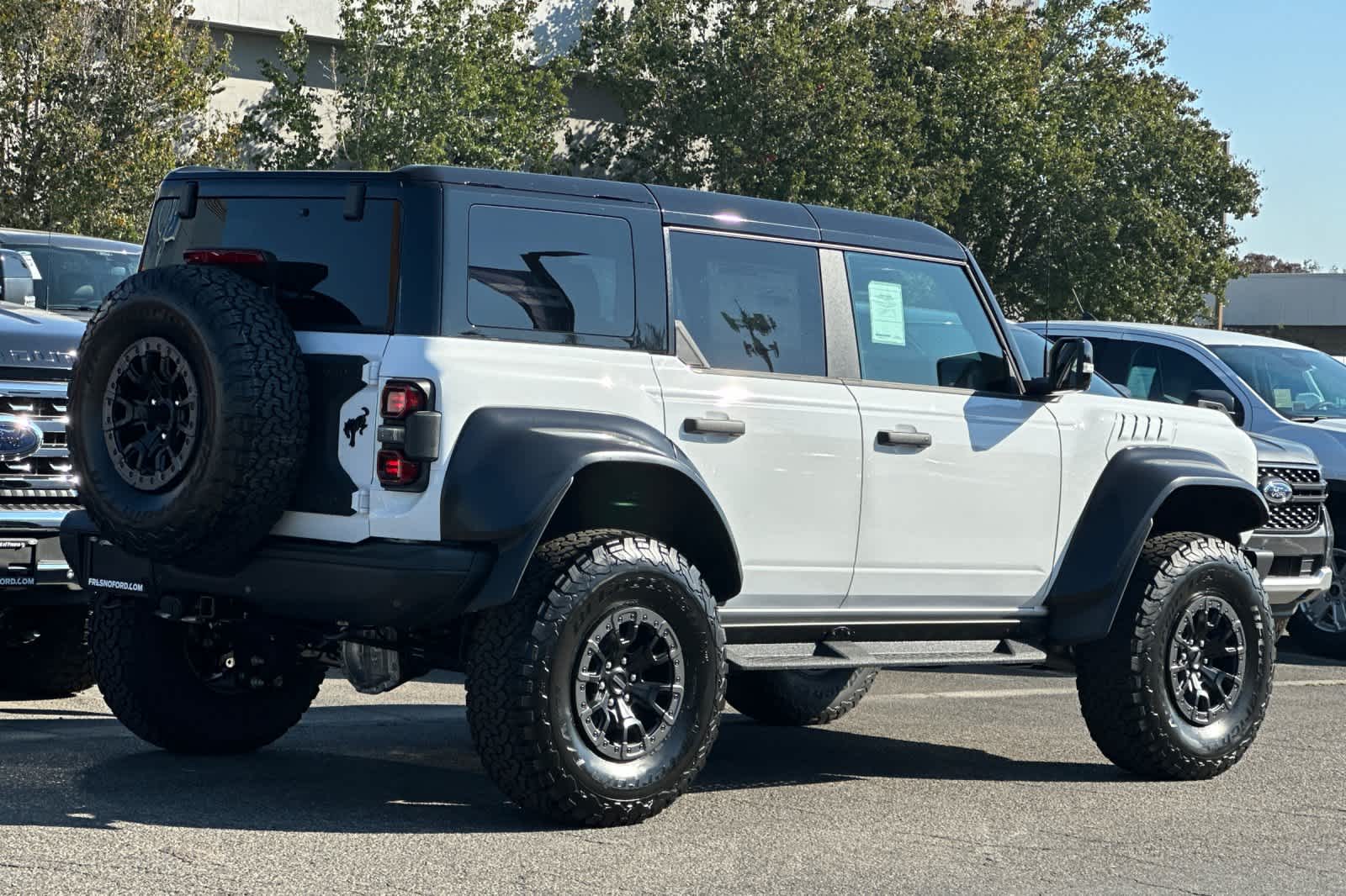 Thumbnail: 2025 Ford Bronco - 2