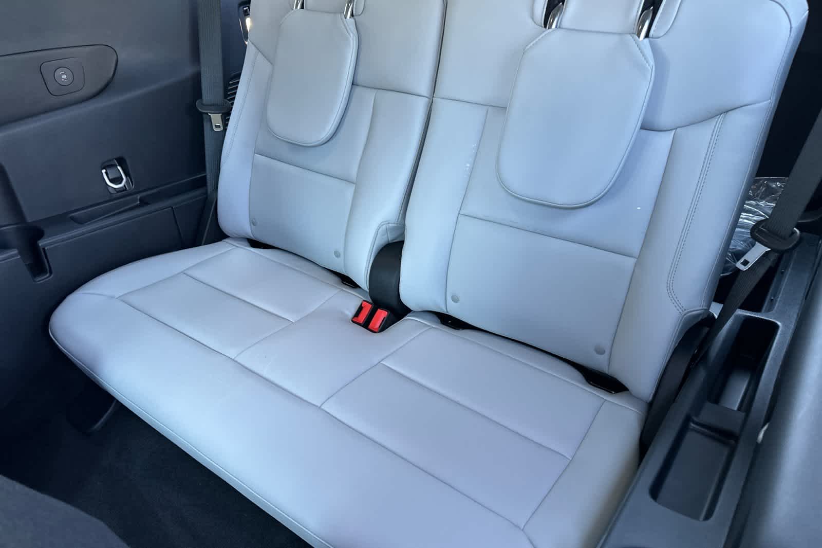 Thumbnail: 2025 Ford Explorer - 16