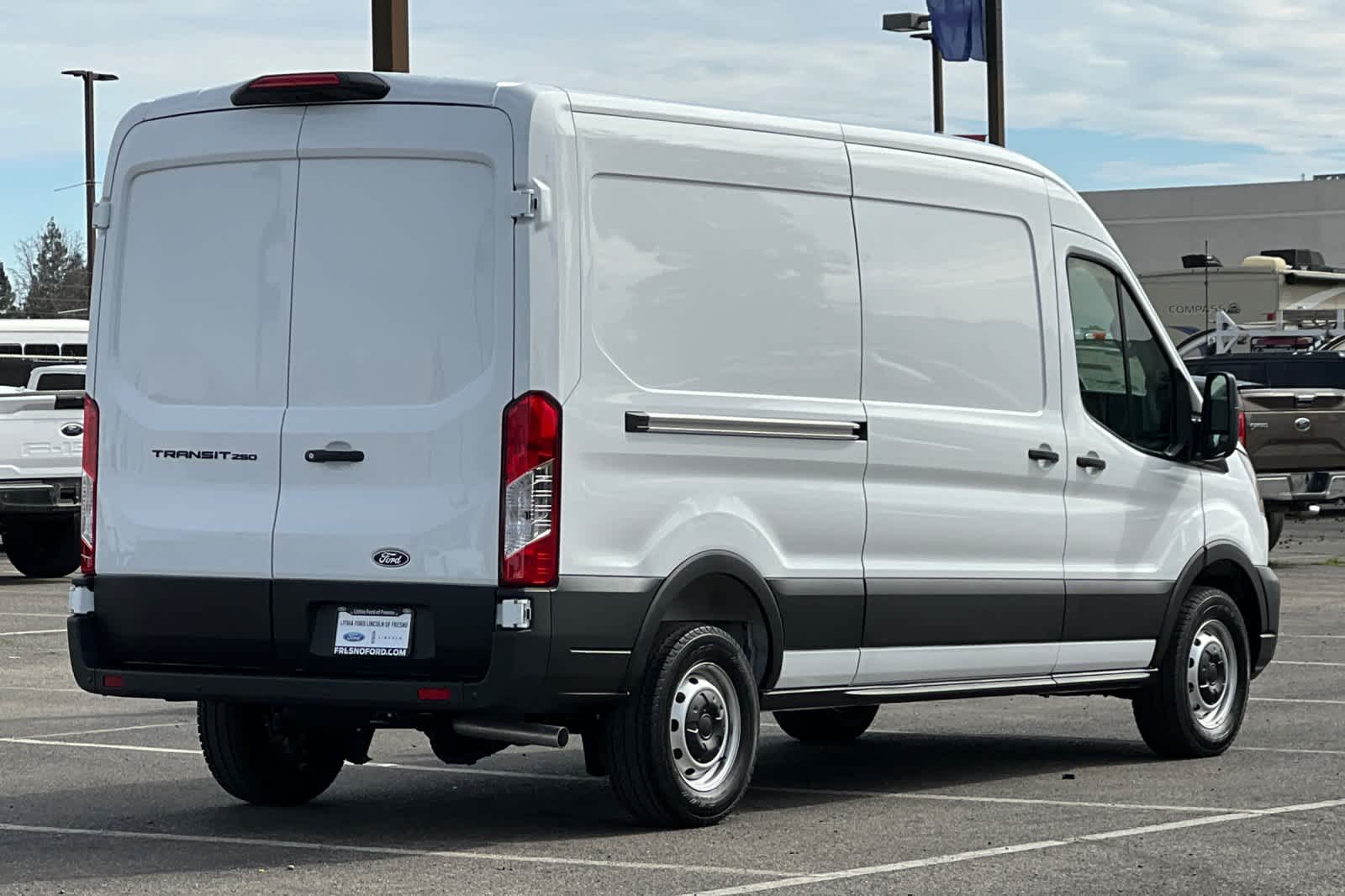 Thumbnail: 2026 Ford Transit Series - 2