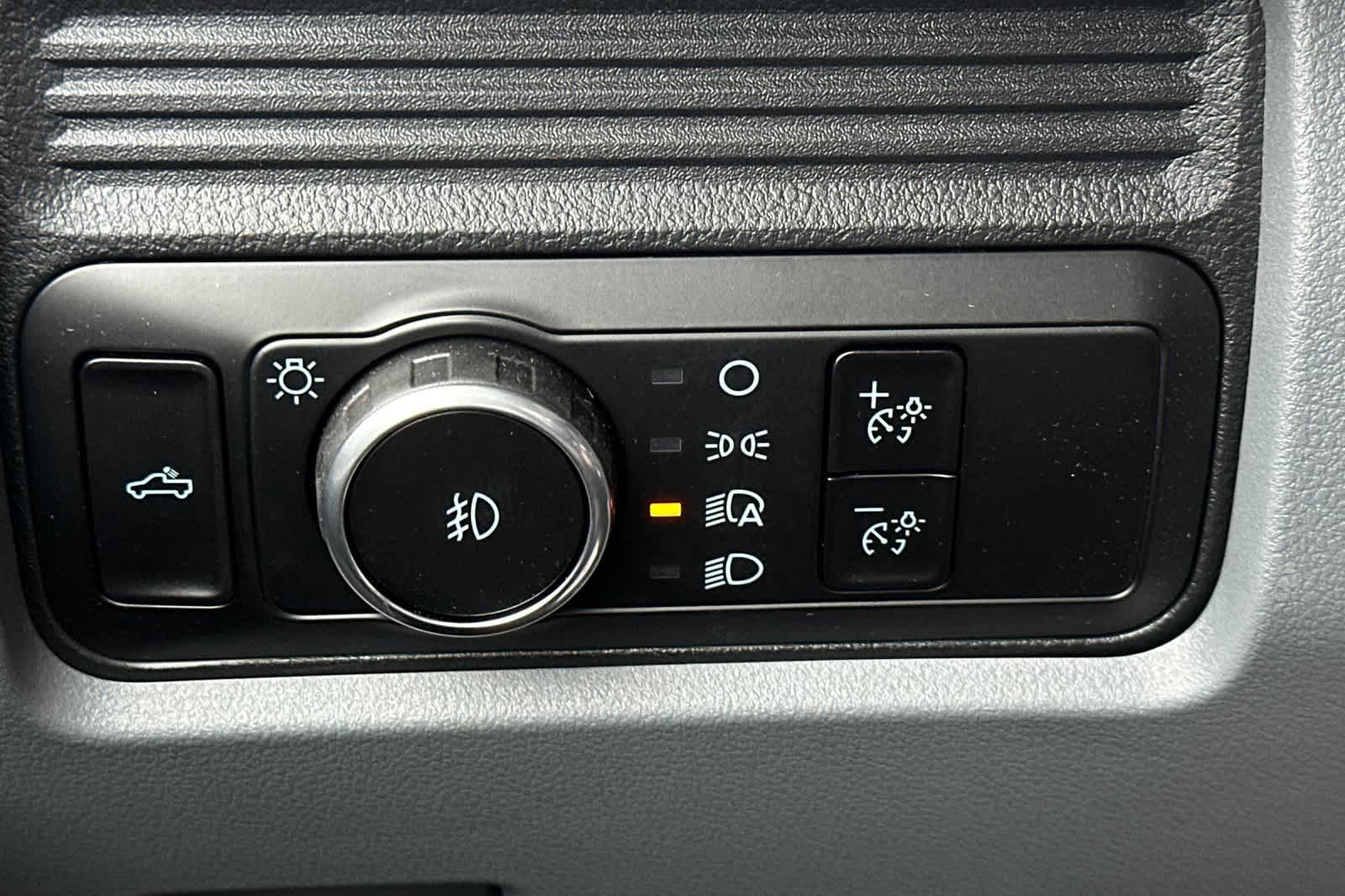 Thumbnail: 2024 Ford Econoline - 24