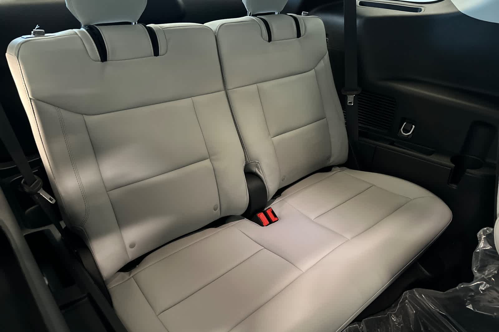 Thumbnail: 2025 Ford Explorer - 16