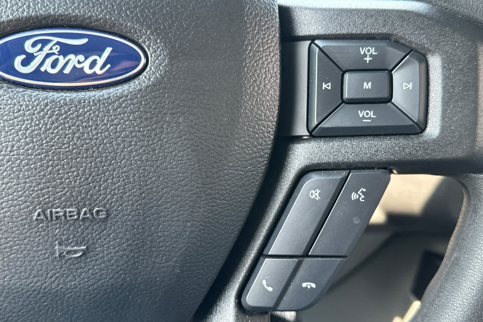 Thumbnail: 2025 Ford Econoline - 24