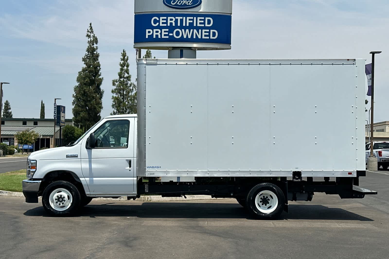 Thumbnail: 2025 Ford Econoline - 3