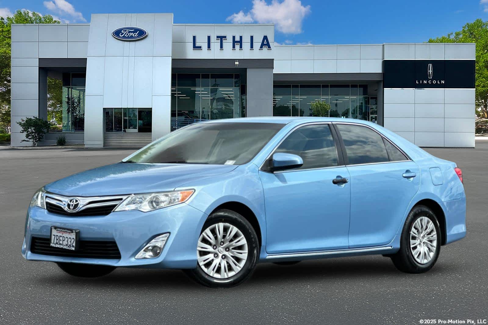 2012 Toyota Camry 2.5 Auto LE's photo