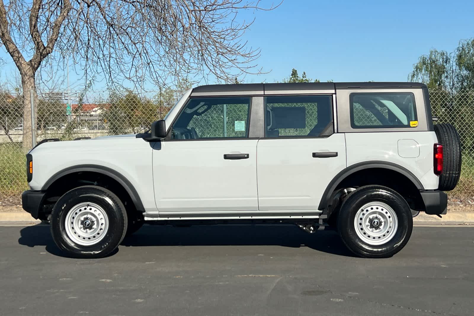 Thumbnail: 2026 Ford Bronco - 5