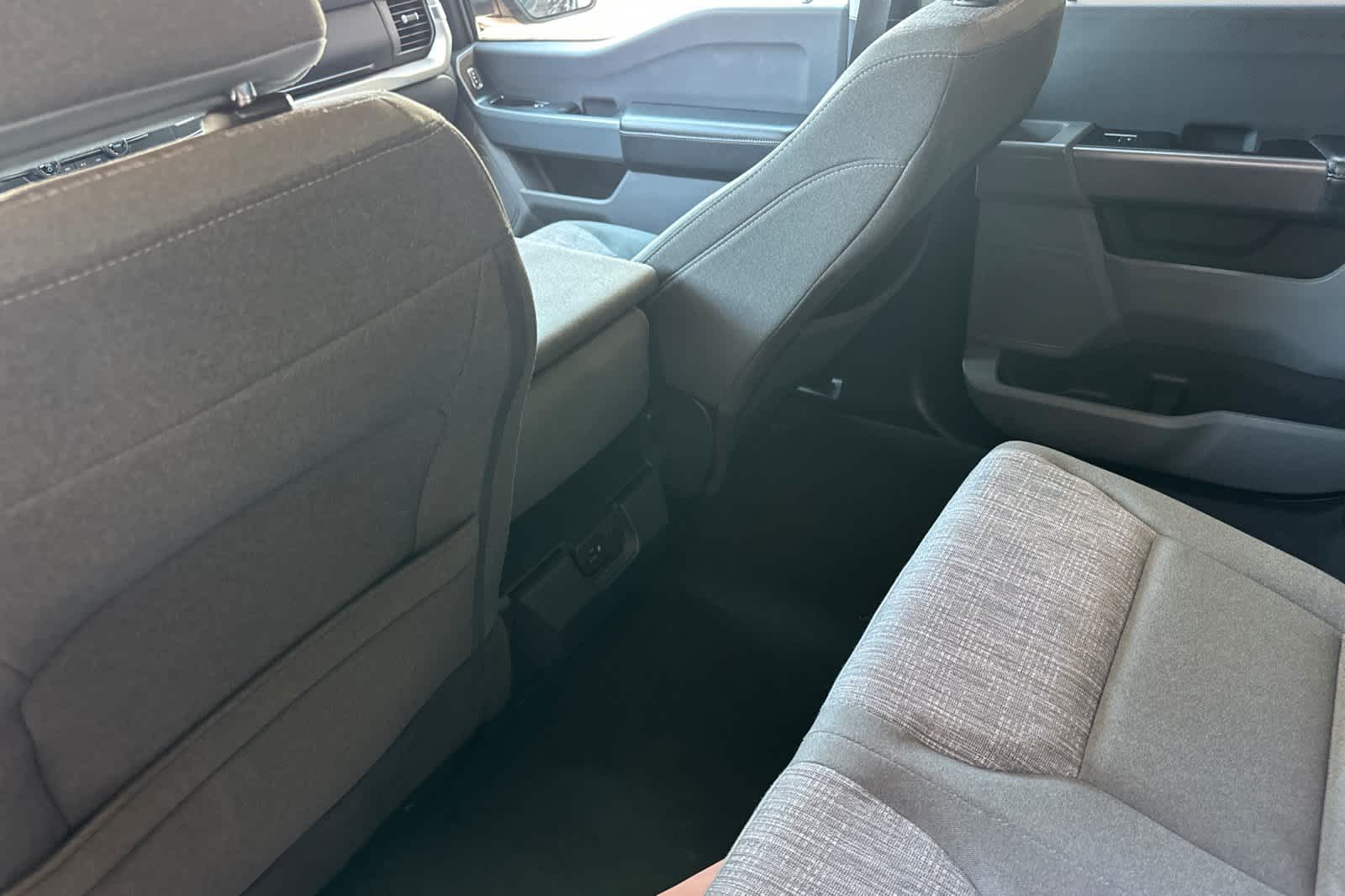 2023 Ford F-150 XLT photo 4