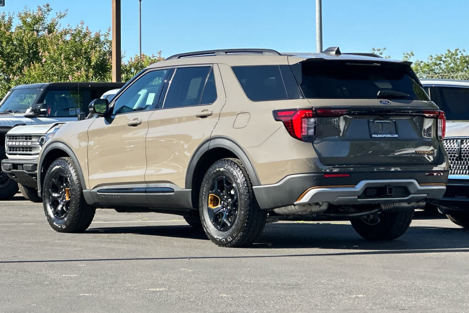 Thumbnail: 2026 Ford Explorer - 6