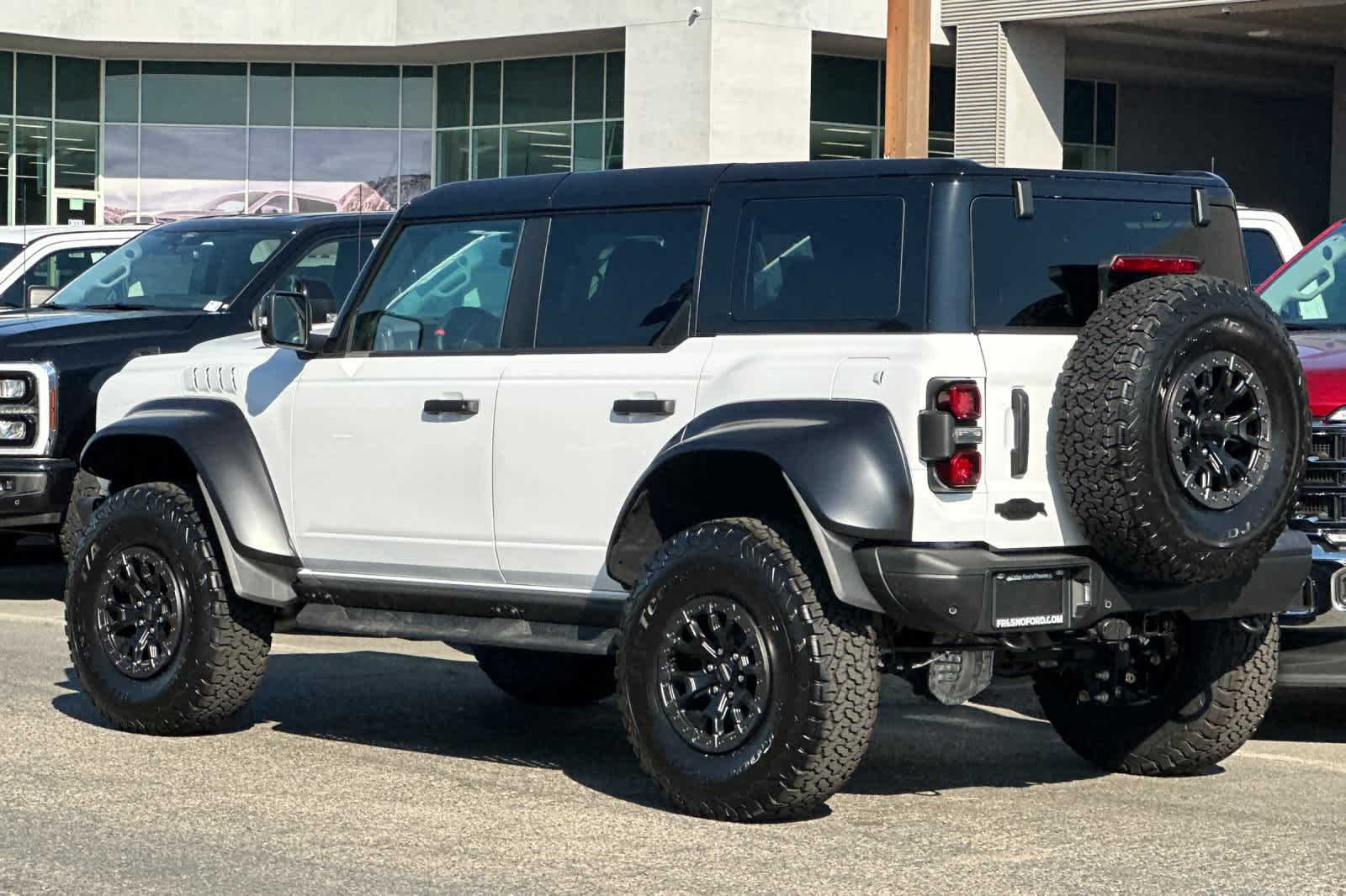 Thumbnail: 2025 Ford Bronco - 6