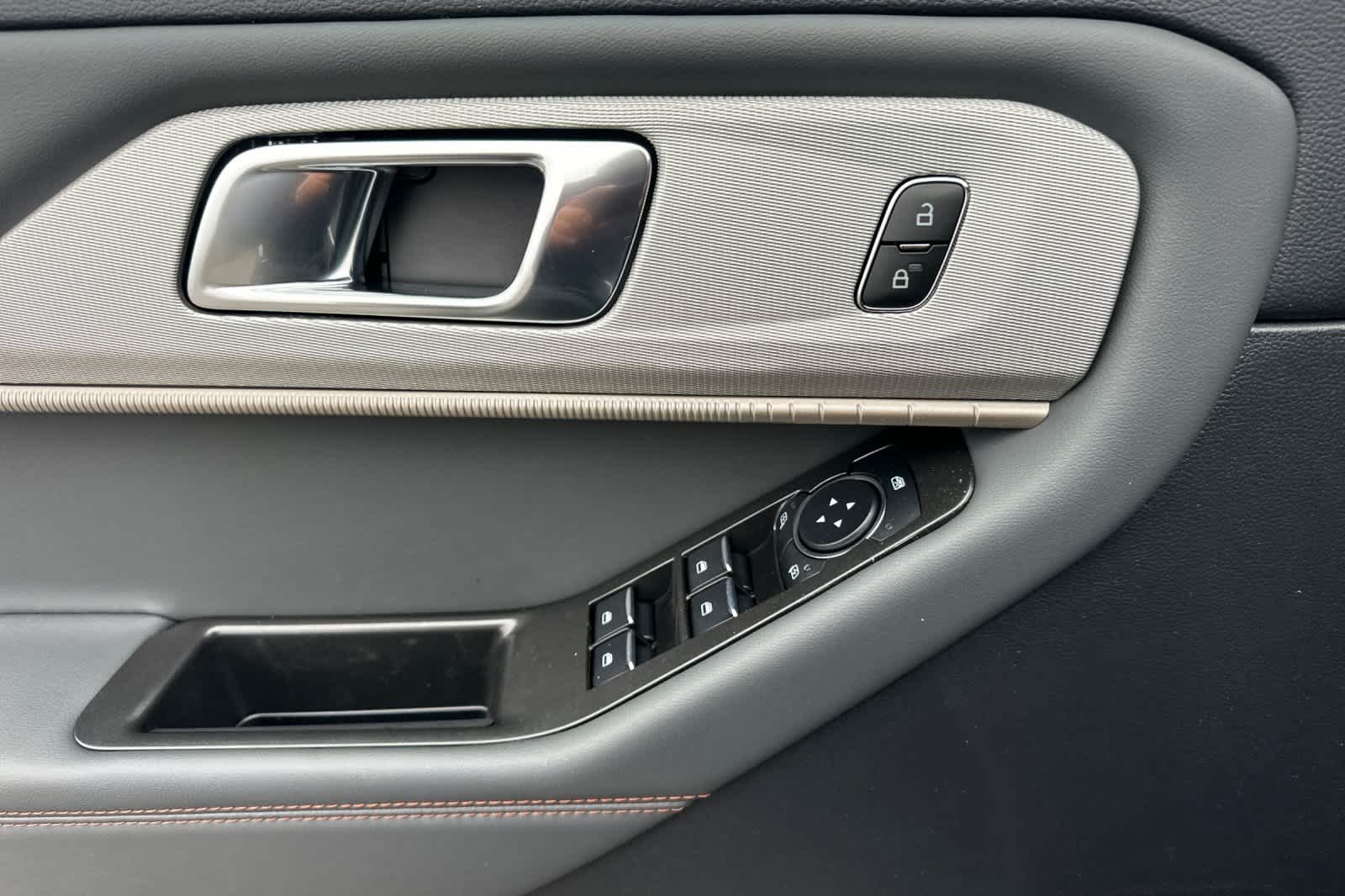 Thumbnail: 2026 Ford Explorer - 13