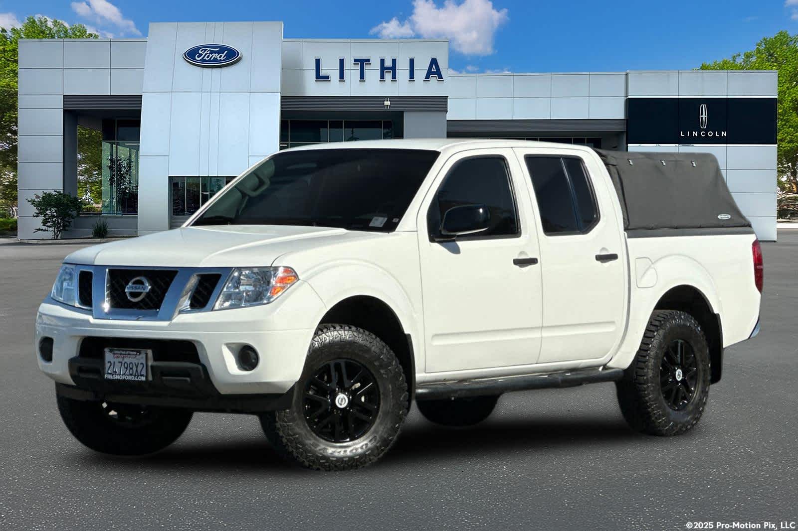 2019 Nissan Frontier 4.0 SV Crew Cab 4X4 AT SWB's photo