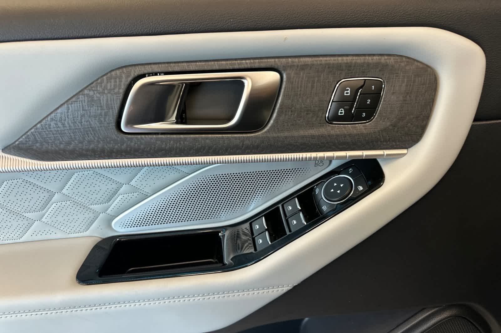 Thumbnail: 2026 Ford Explorer - 13