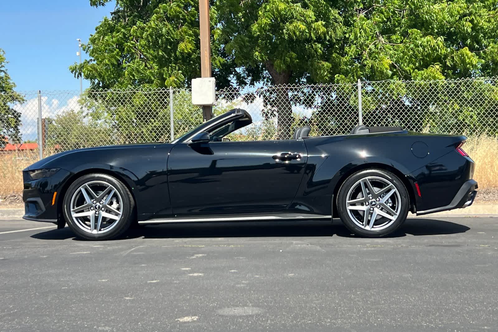 Thumbnail: 2026 Ford Mustang - 5