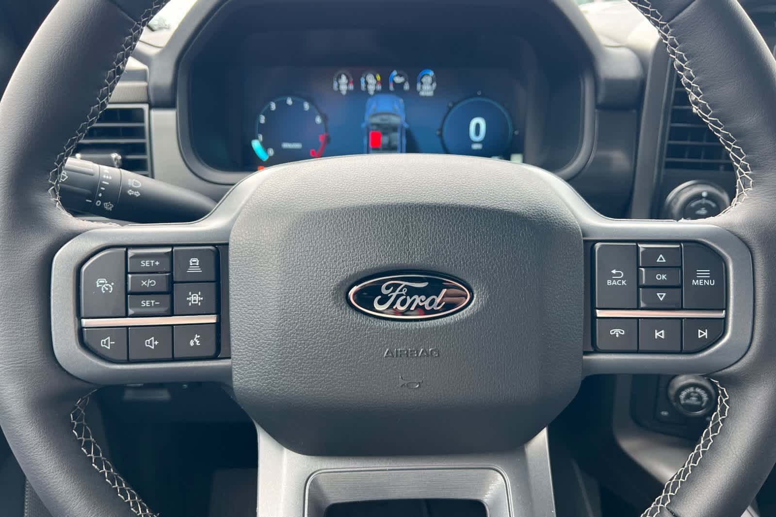 2025 Ford F-150 Lariat 25