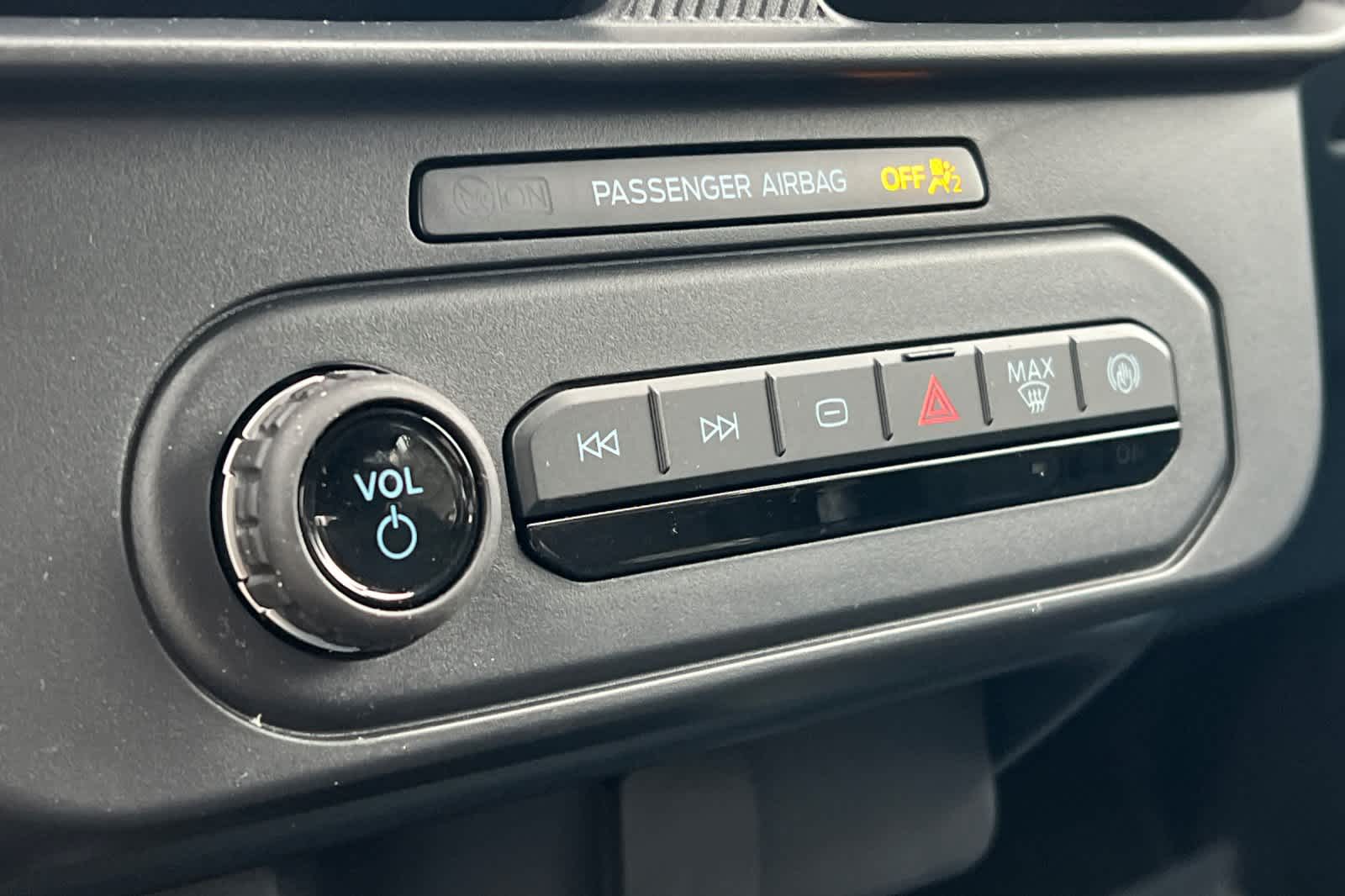 Thumbnail: 2025 Ford Maverick - 20