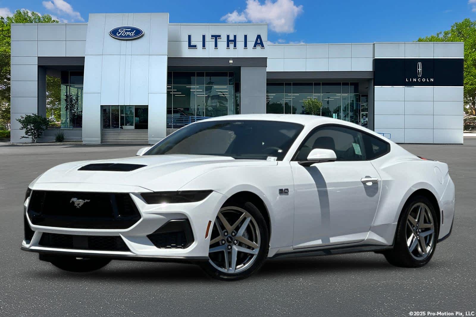 2026 Ford Mustang GT Fastback's photo