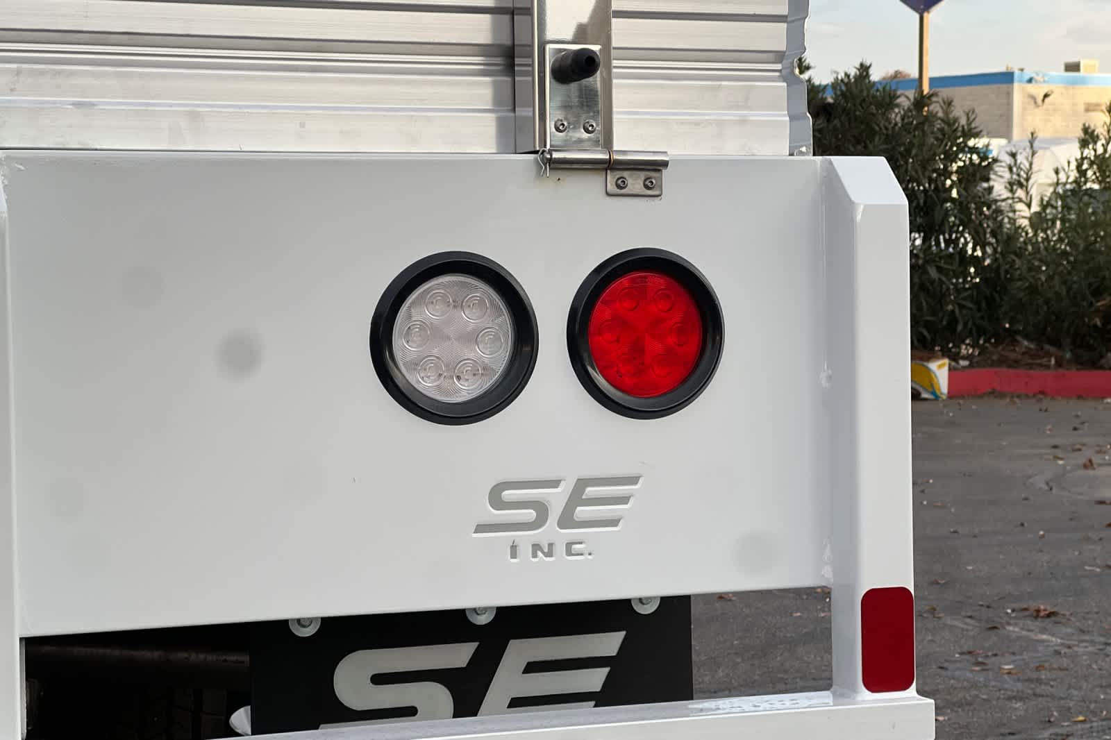 Thumbnail: 2026 Ford Econoline - 25