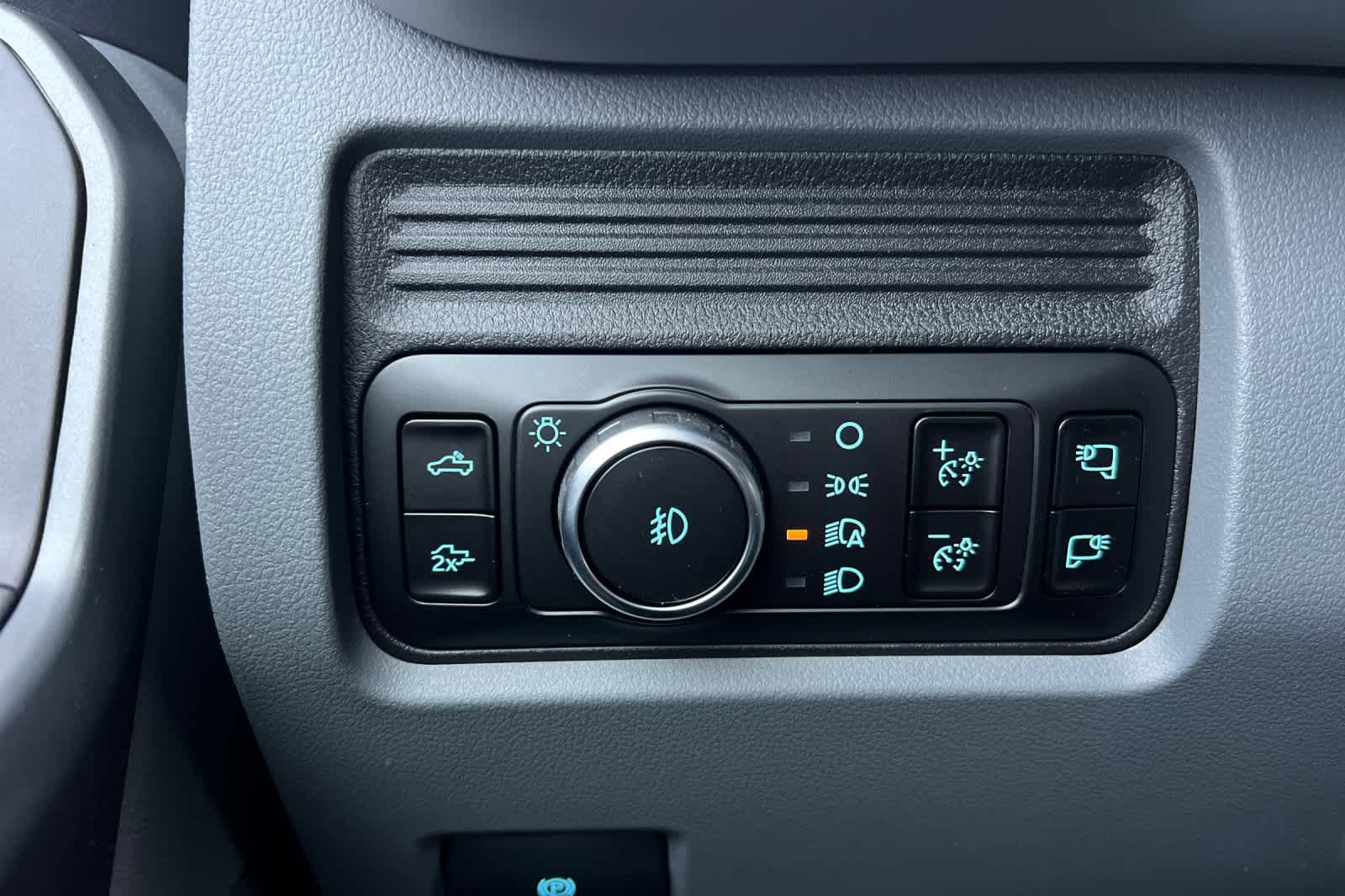 Thumbnail: 2026 Ford Econoline - 28