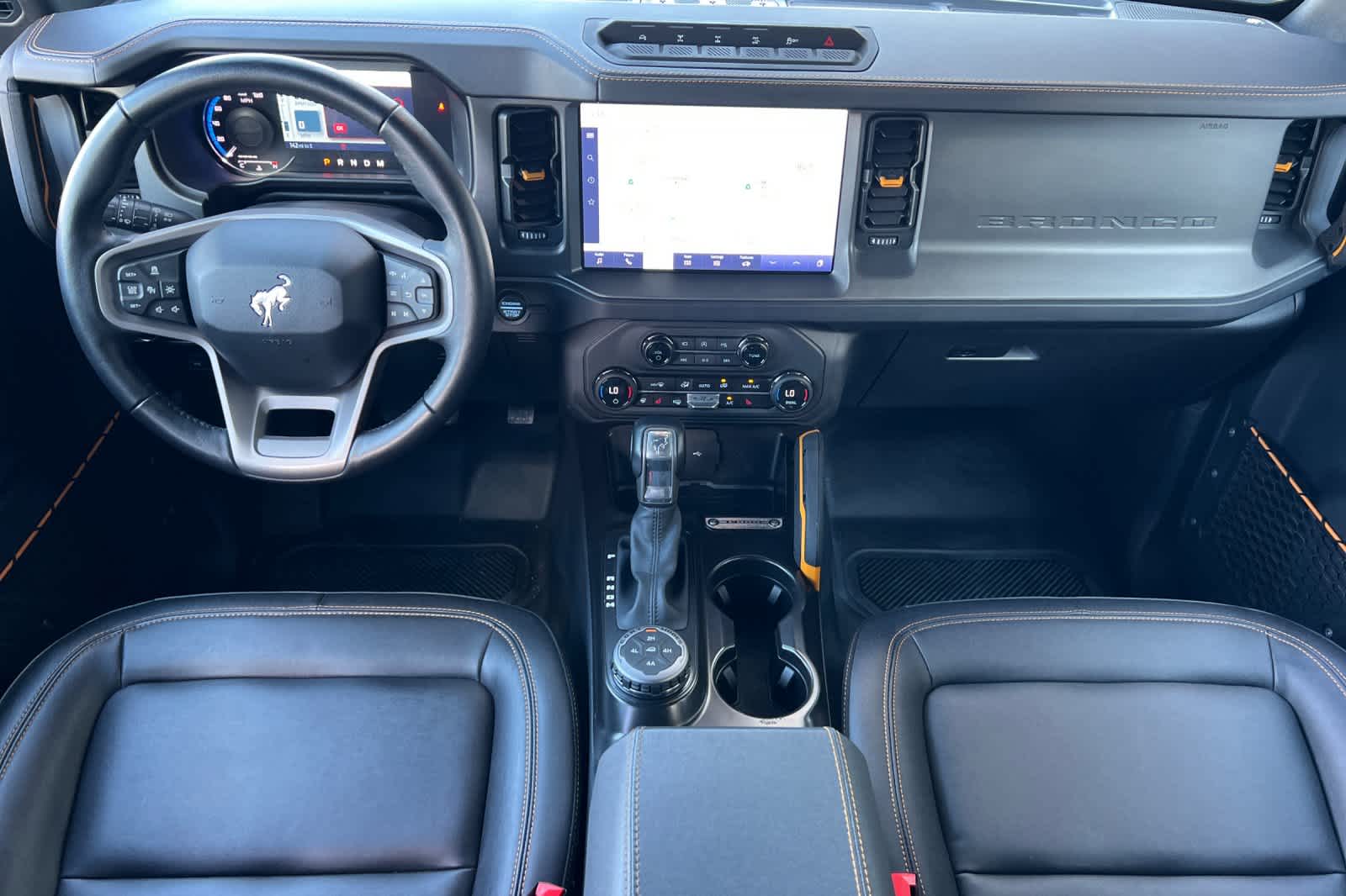 2024 Ford Bronco Badlands photo 3