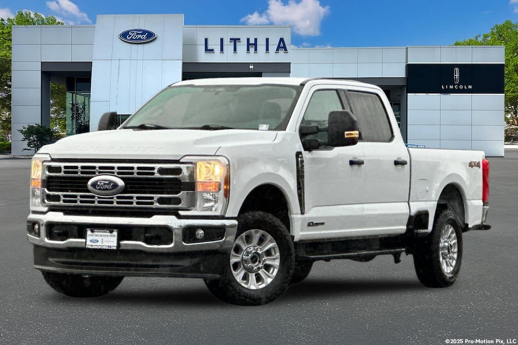 Certified 2024 Ford Super Duty F-250 SRW XLT Truck