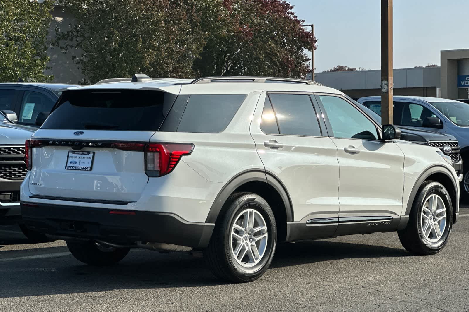 Thumbnail: 2026 Ford Explorer - 2