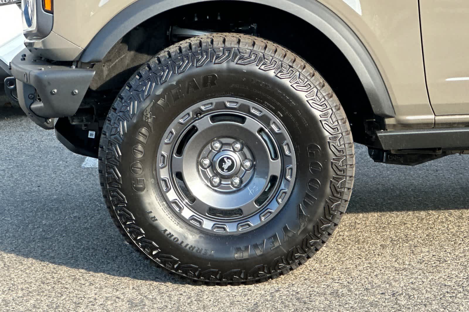 Thumbnail: 2025 Ford Bronco - 28