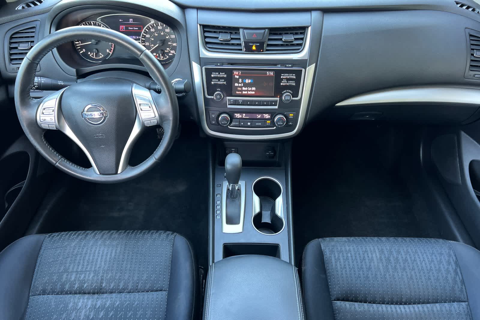 2017 Nissan Altima 2.5 SV photo 3